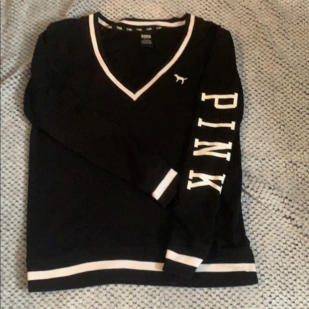 PINK V Neck long sleeve shirt